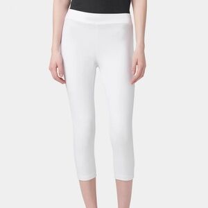 Hue Wide Waistband Blackout Cotton Capri